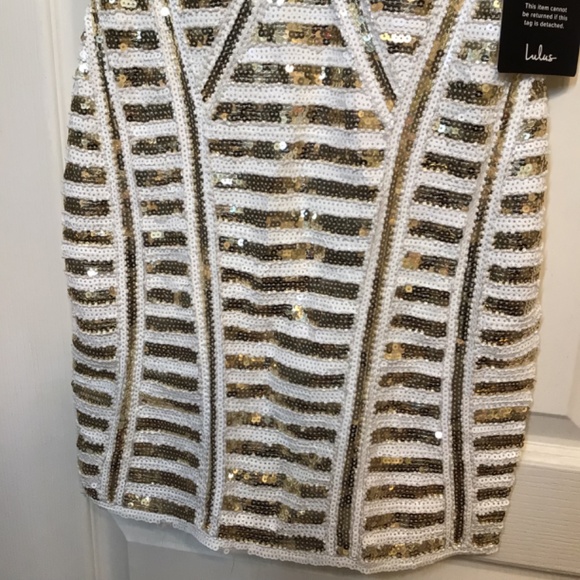 Lulus white and gold sequined v neck short bodycon dress.  BEAUTIFUL DRESS!! - Picture 7 of 16